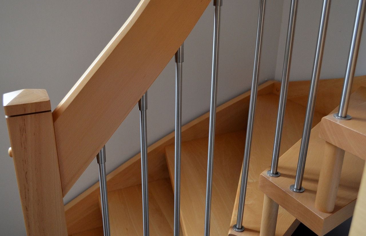 Poznaj sekret uroku drewnianych schodów